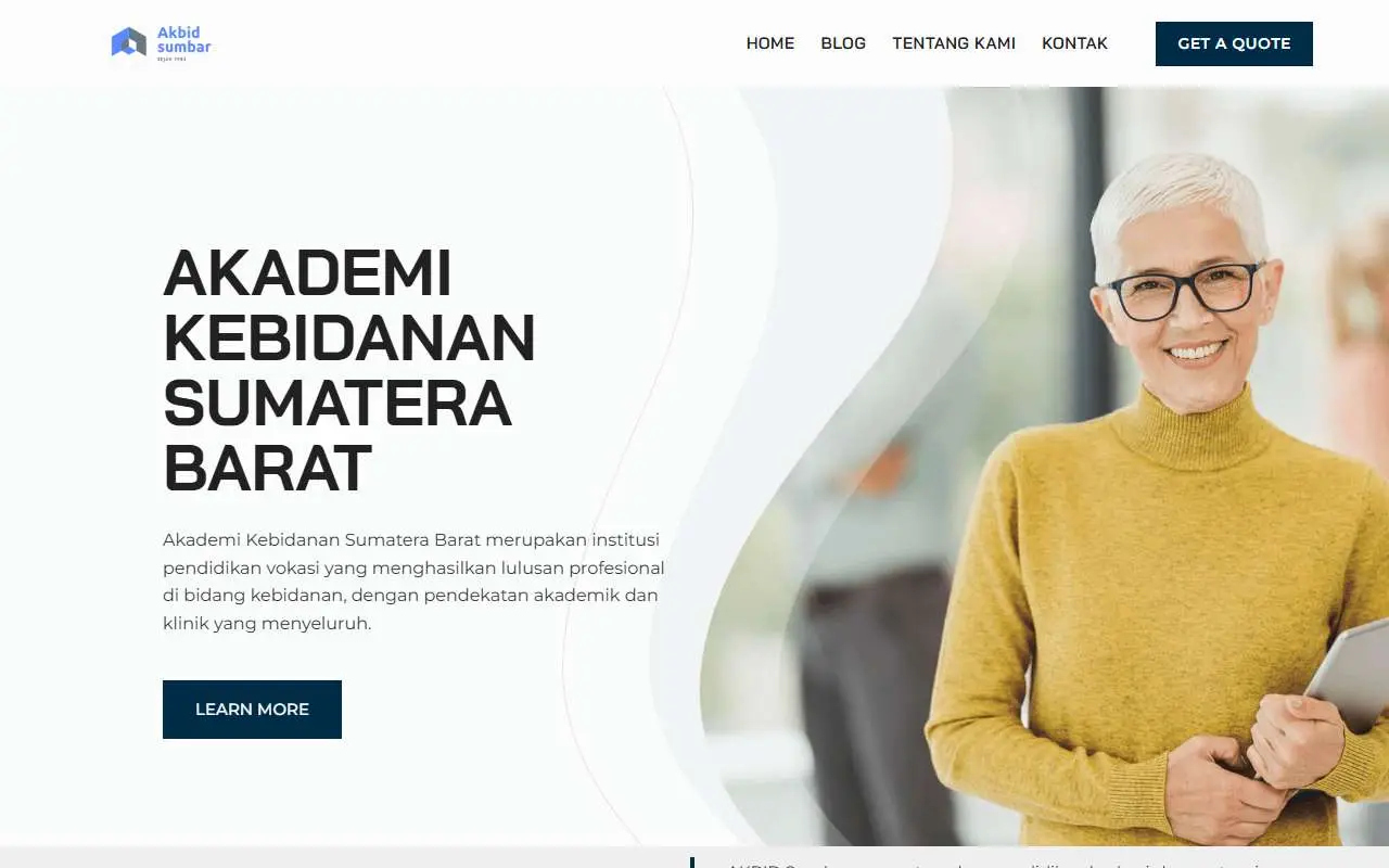 Tampilan website resmi Akademi Kebidanan Sumatera Barat (akbidsumbar.ac.id)