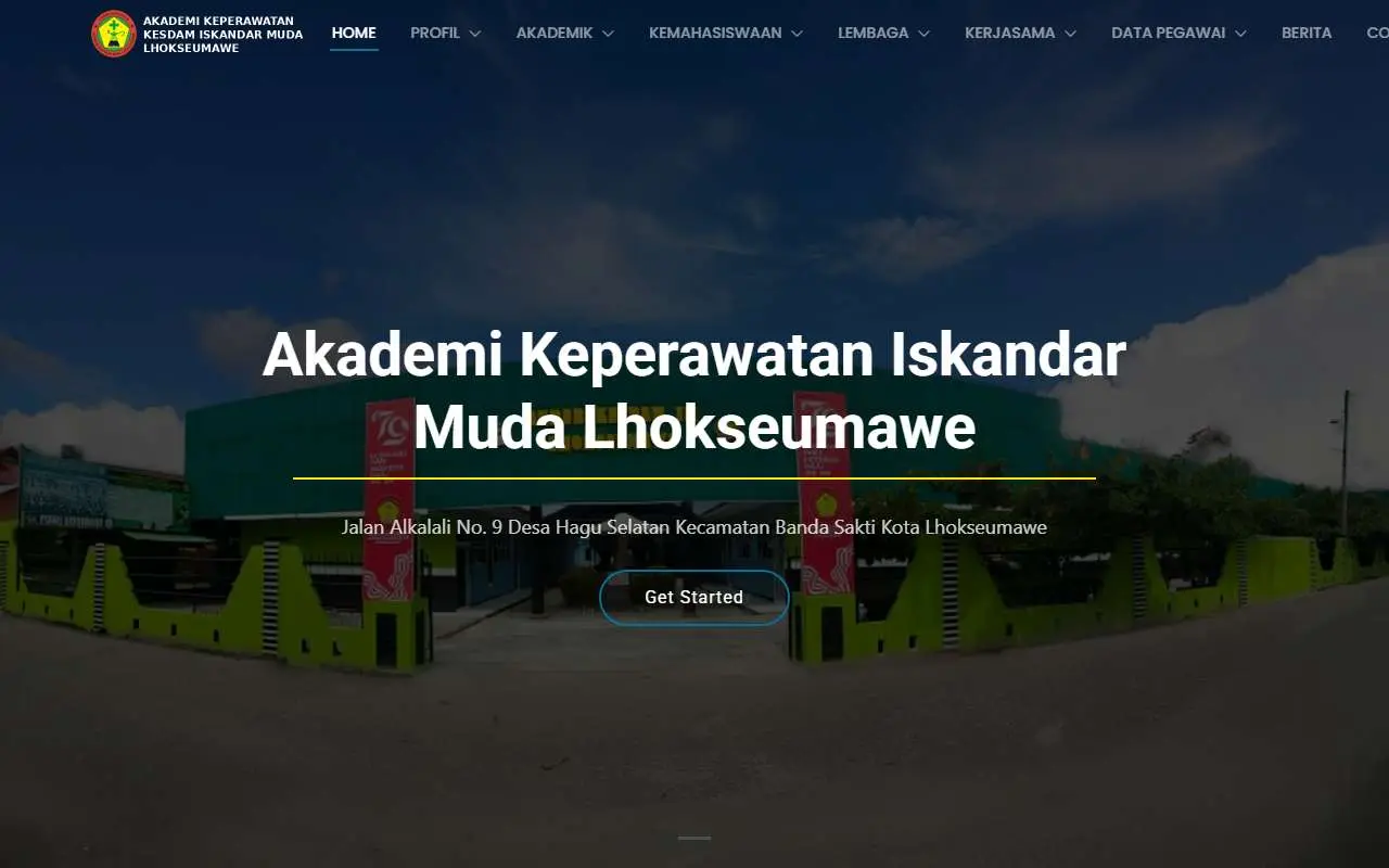 Tampilan website resmi Akper Iskandar Muda Lhokseumawe (akimal.ac.id)
