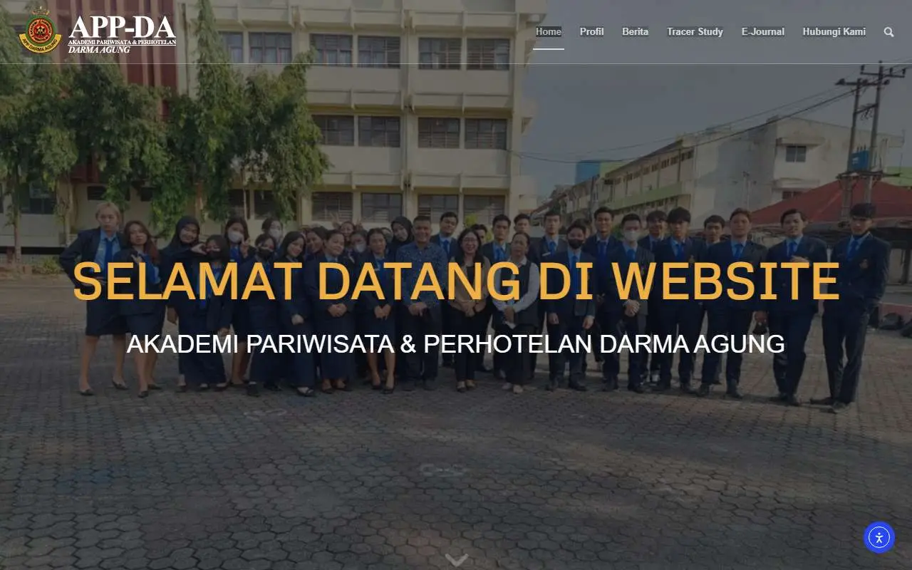 Tampilan website resmi Akpar Darma Agung (akpardarmaagung.ac.id)