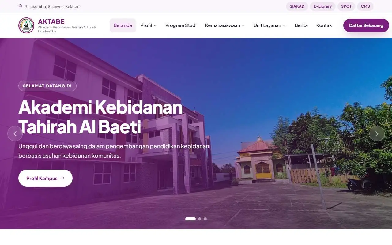 Tampilan website resmi Akbid Tahirah Al Baeti (aktabe.ac.id)