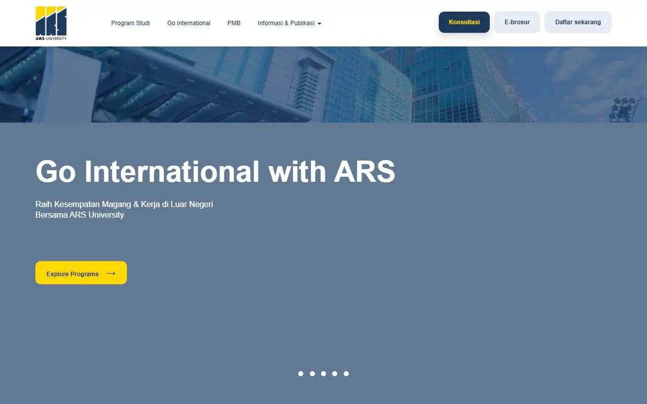 Tampilan website resmi Bina Sarana Informatika Jakarta (ars.ac.id)