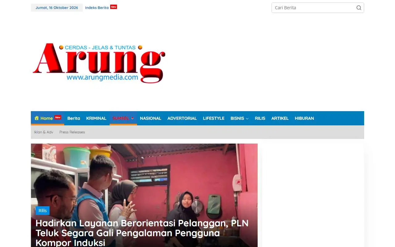 Tampilan website resmi Arung Media (arungmedia.com)