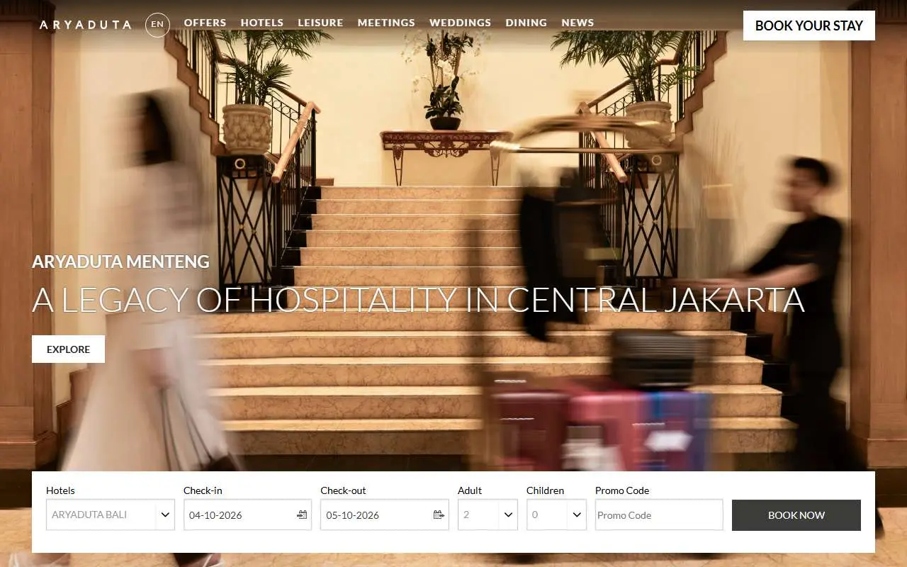 Tampilan website resmi Aryaduta Hotels (aryaduta.com)