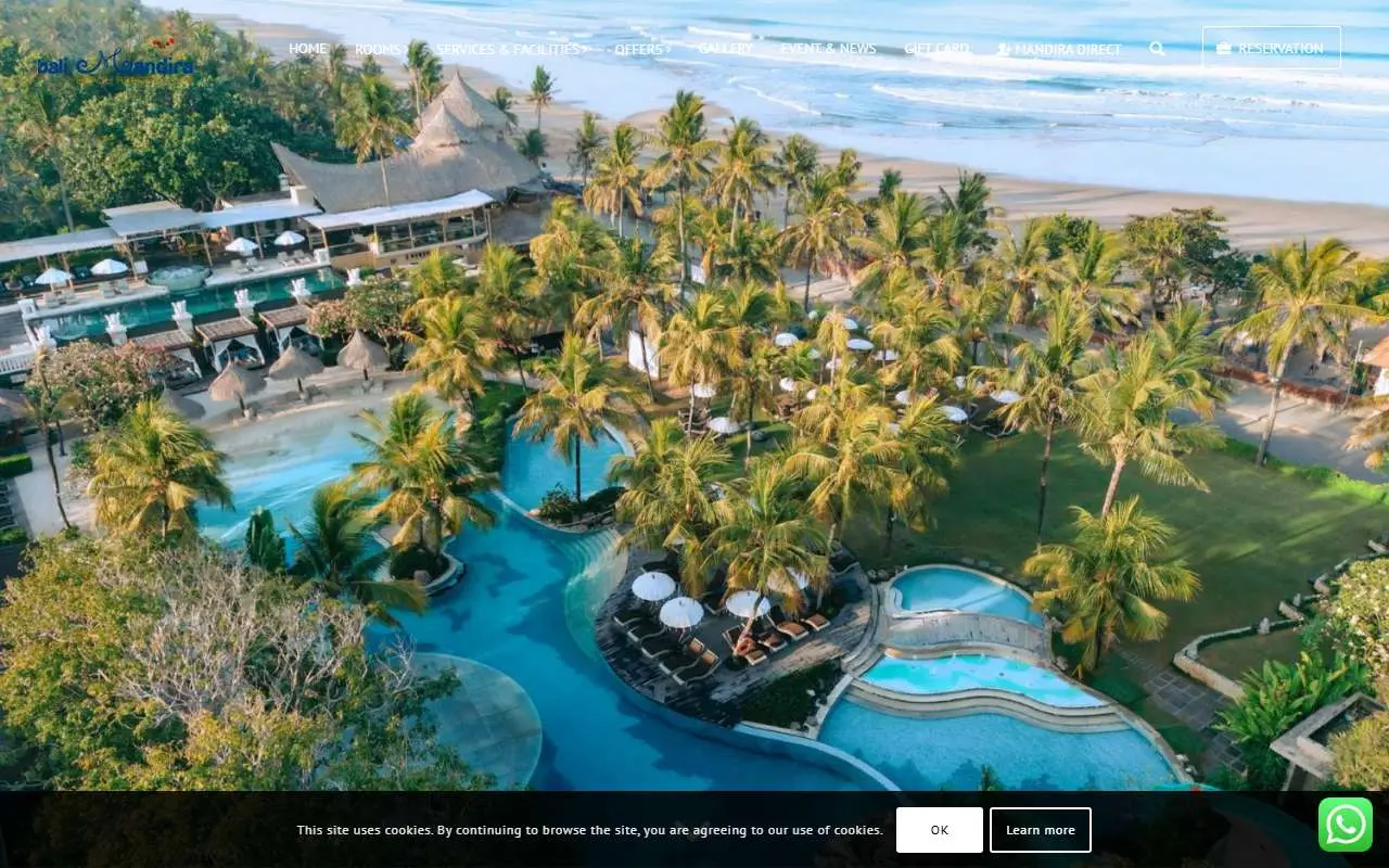 Tampilan website resmi Bali Mandira (balimandira.com)