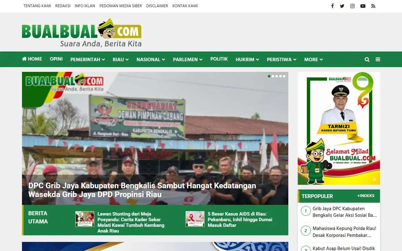 Tampilan website resmi Bualbual (bualbual.com)
