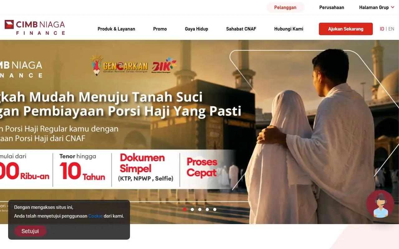 Tampilan website resmi CIMB Niaga Auto Finance (cnaf.co.id)
