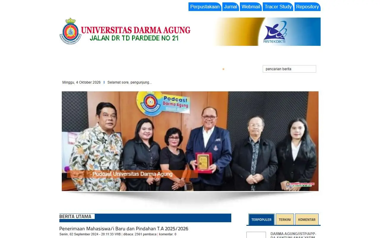 Tampilan website resmi Universitas Darma Agung (darmaagung.ac.id)