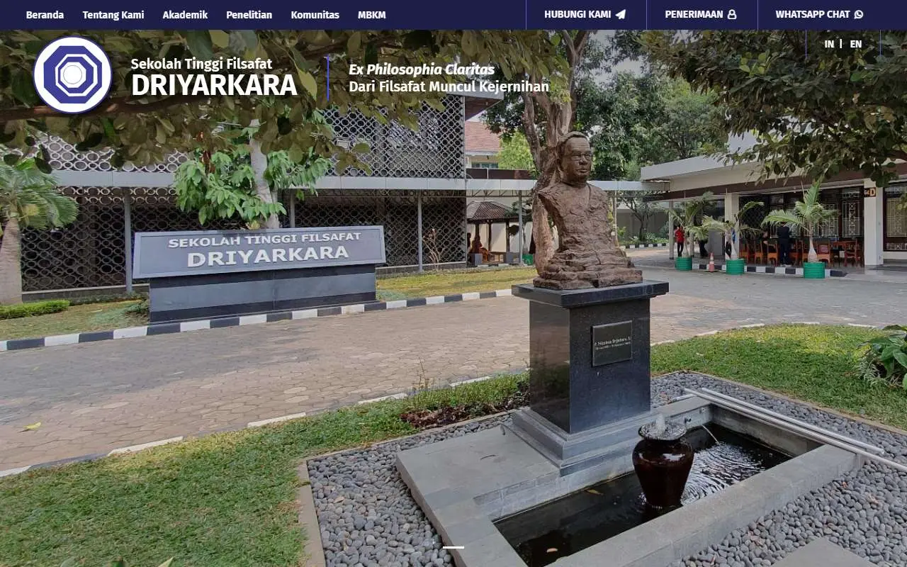 Tampilan website resmi STF Driyarkara Jakarta (driyarkara.ac.id)