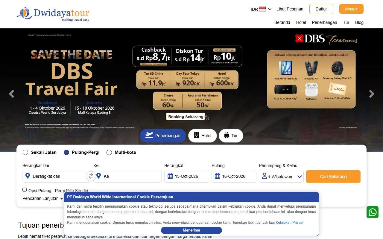 Tampilan website resmi Dwidaya World Tours (dwidayatour.co.id)