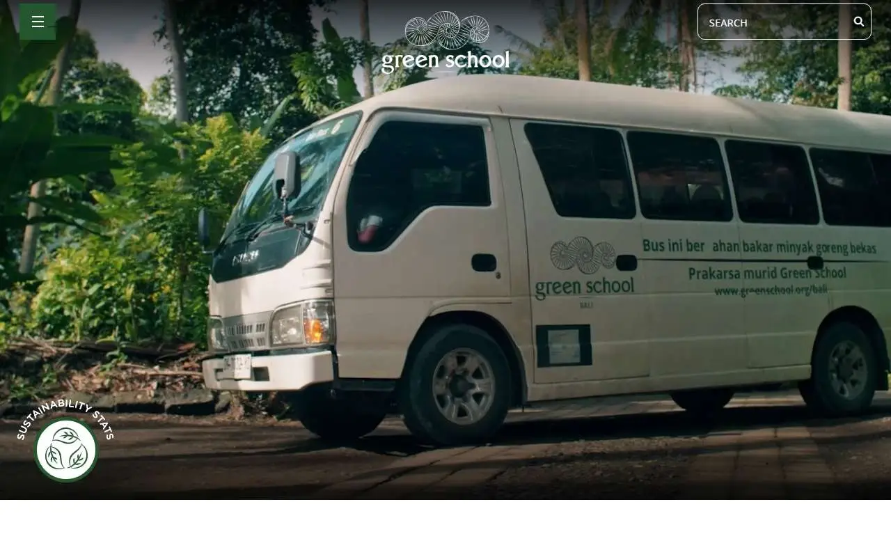 Tampilan website resmi Green School (greenschool.org)