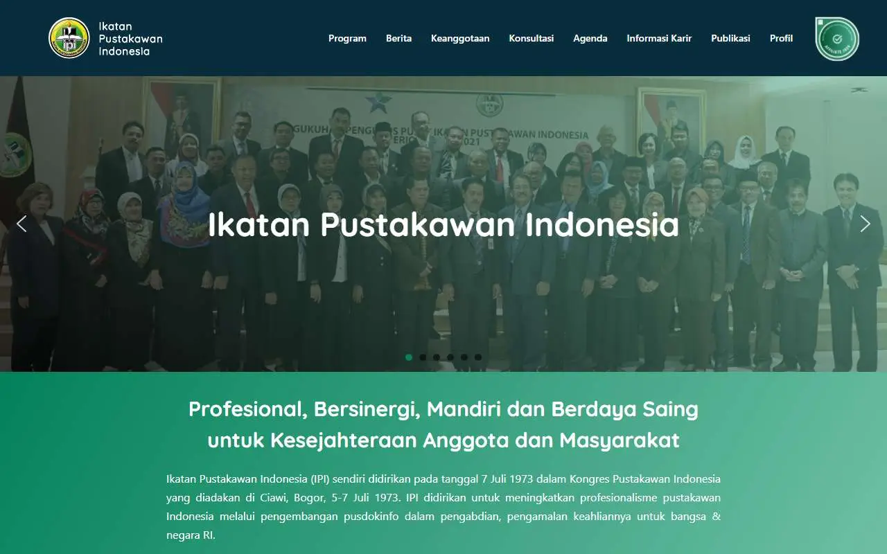 Tampilan website resmi Ikatan Pustakawan Indonesia (ipi.web.id)