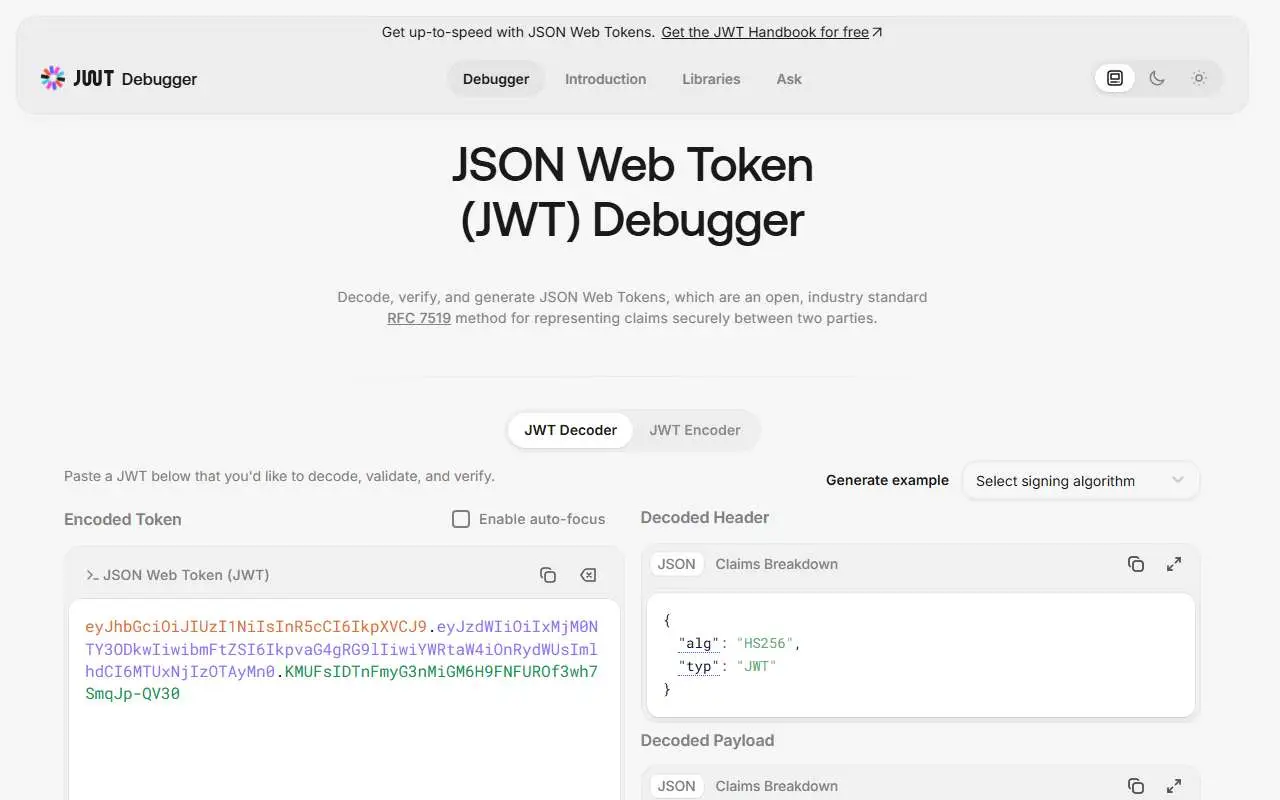 Tampilan website resmi jwt.io (jwt.io)