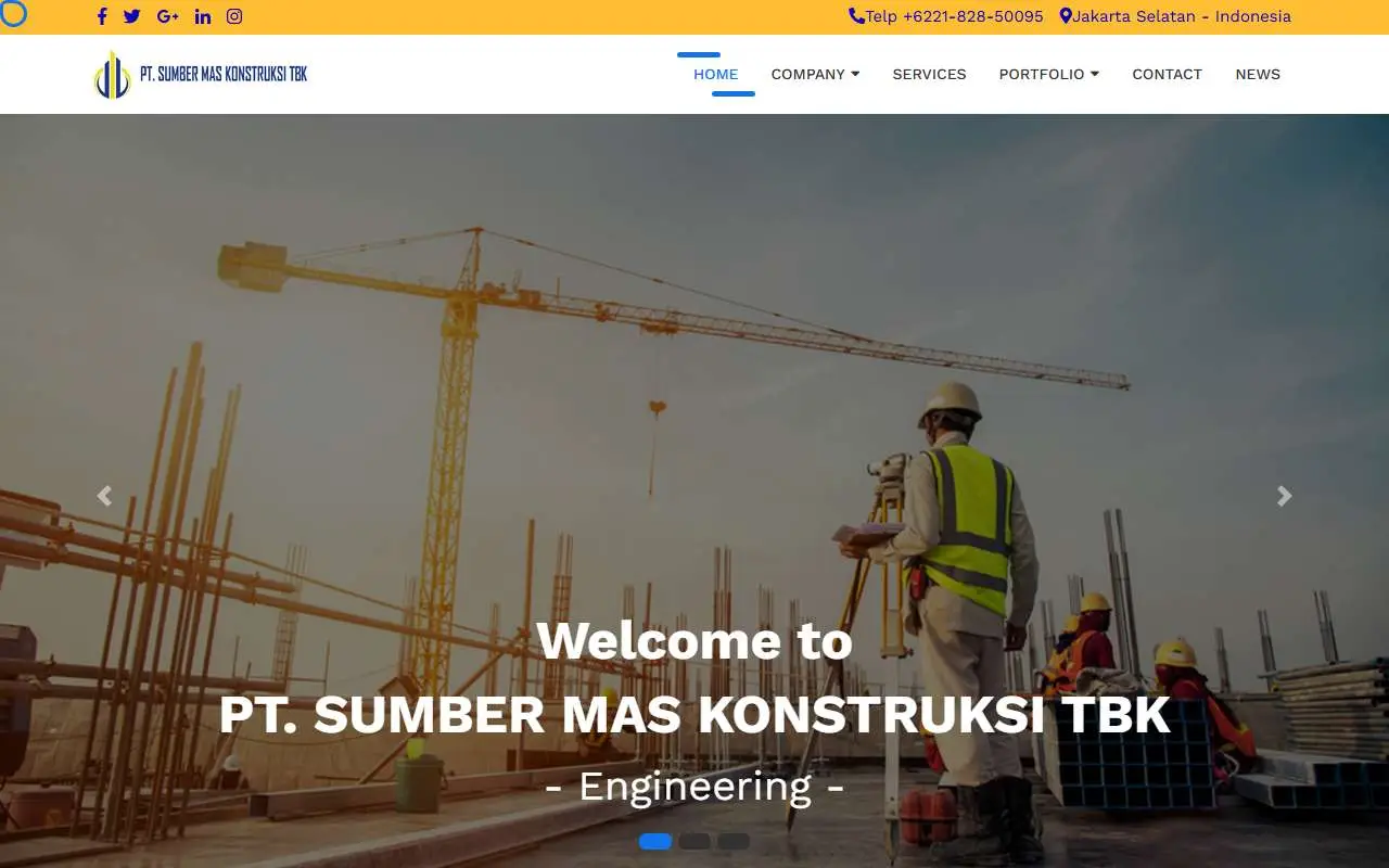 Tampilan website resmi Sumber Mas Konstruksi (konstruksimas.co.id)