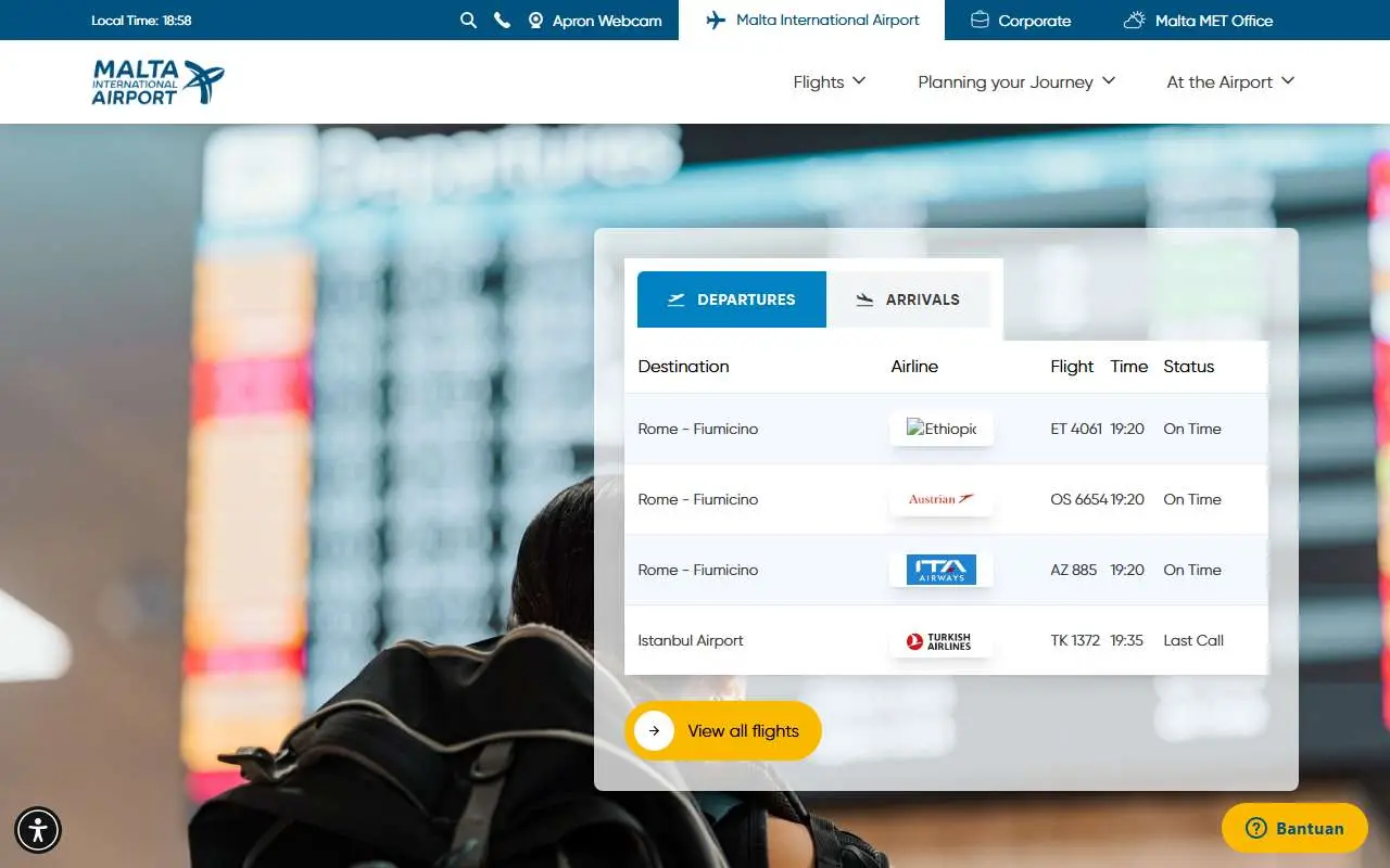 Tampilan website resmi Bandara Internasional Malta (maltairport.com)