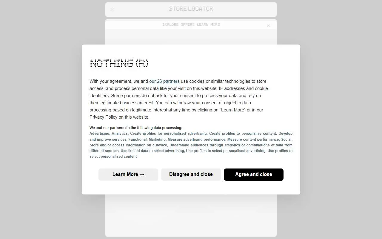 Tampilan website resmi Nothing (nothing.tech)