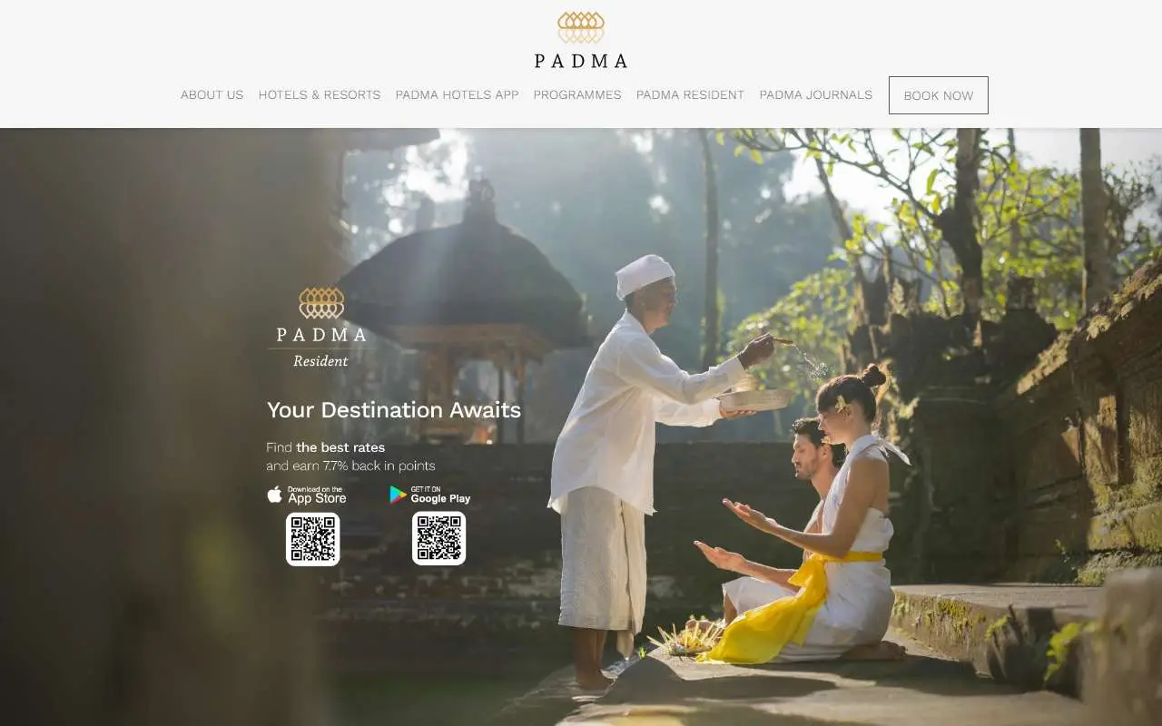 Tampilan website resmi Padma Hotels (padmahotels.com)