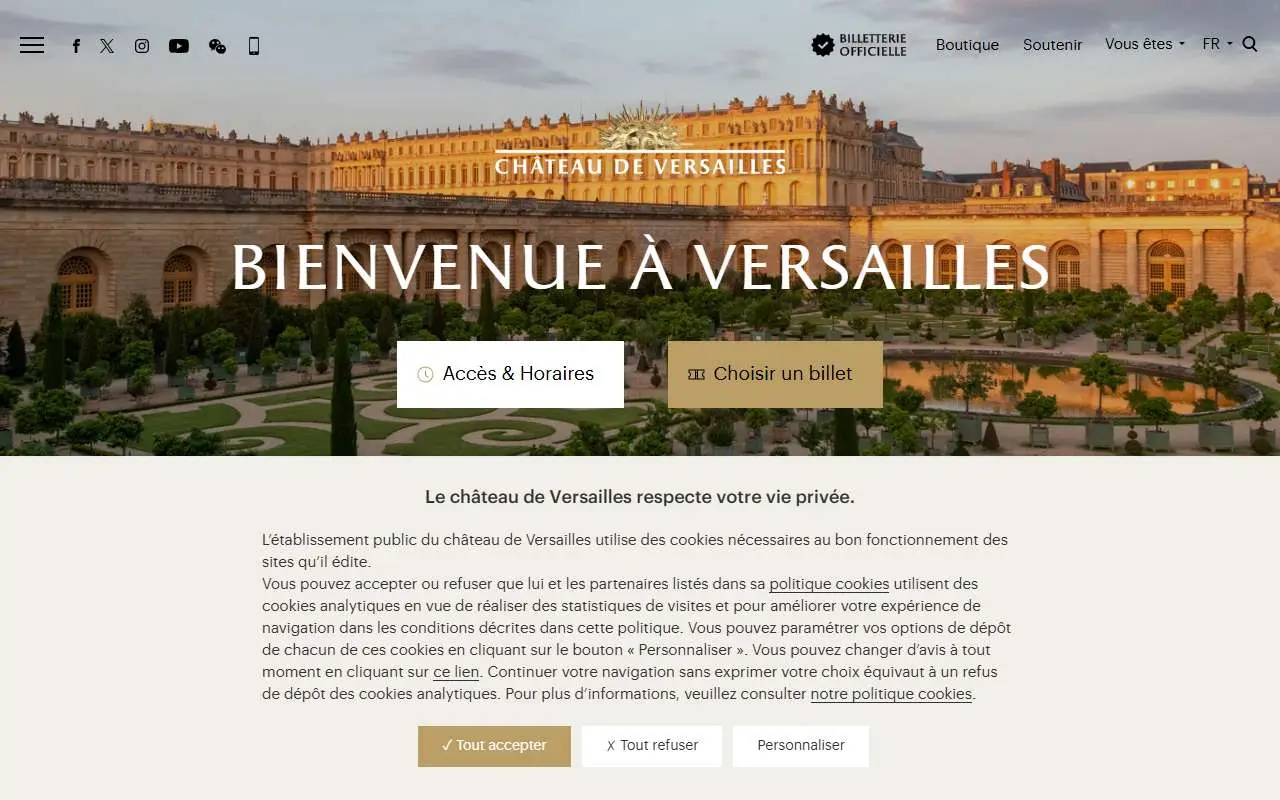 Tampilan website resmi Palace of Versailles (chateauversailles.fr)