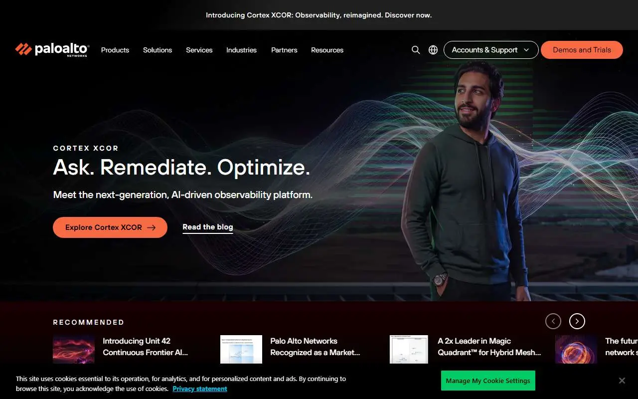 Tampilan website resmi Palo Alto Networks (paloaltonetworks.com)