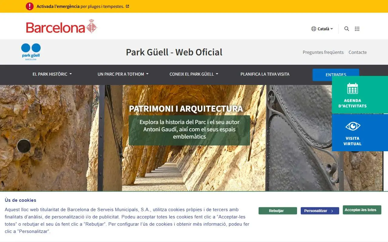 Tampilan website resmi Park Güell (parkguell.barcelona)