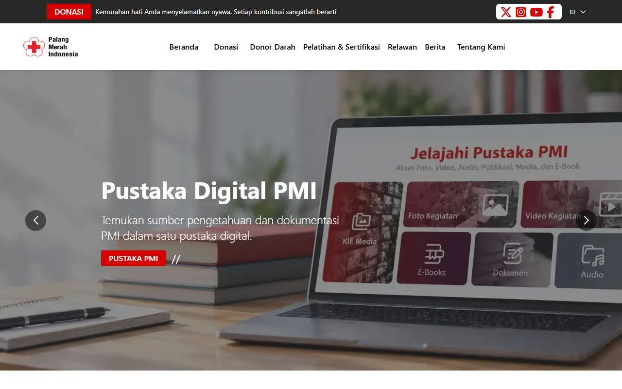 Tampilan website resmi Palang Merah Indonesia (pmi.or.id)