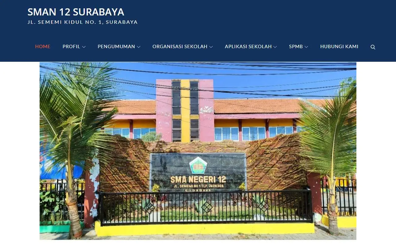Tampilan website resmi SMA Negeri 12 Surabaya (sman12sby.sch.id)
