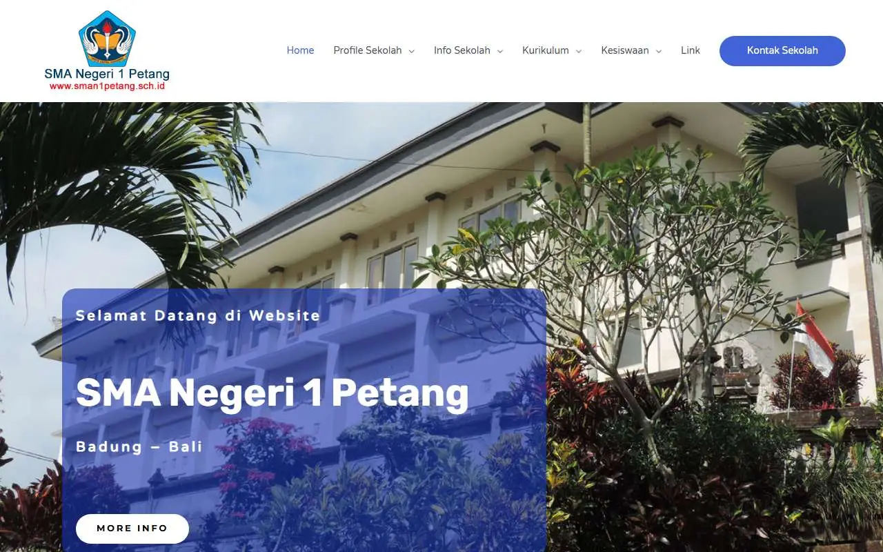 Tampilan website resmi SMA Negeri 1 Petang (sman1petang.sch.id)
