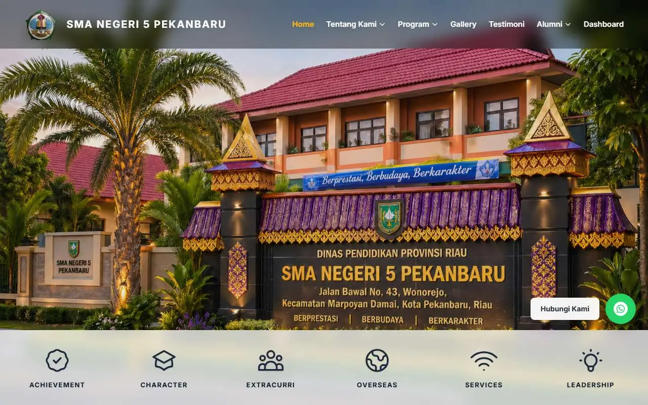 Tampilan website resmi SMA Negeri 5 Pekanbaru (sman5pekanbaru.sch.id)