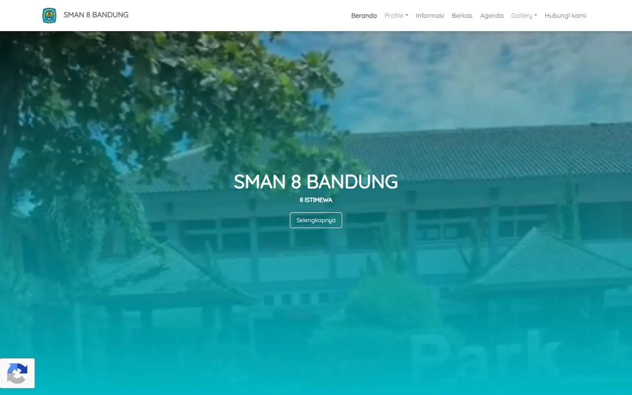 Tampilan website resmi SMA Negeri 8 Bandung (sman8bdg.sch.id)