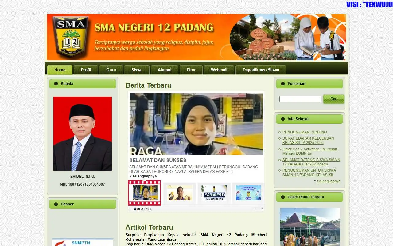 Tampilan website resmi SMA Negeri 12 Padang (smandubes-padang.sch.id)