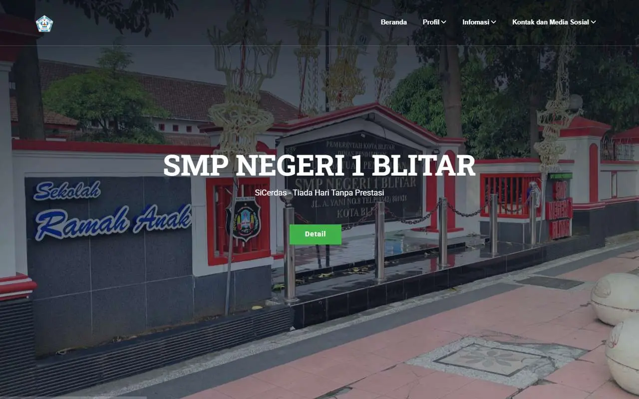 Tampilan website resmi SMP Negeri 1 Blitar (smpn1blitar.sch.id)