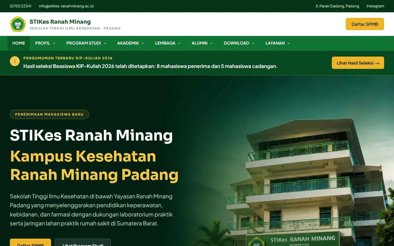 Tampilan website resmi Akademi Farmasi Ranah Minang (stikes-ranahminang.ac.id)