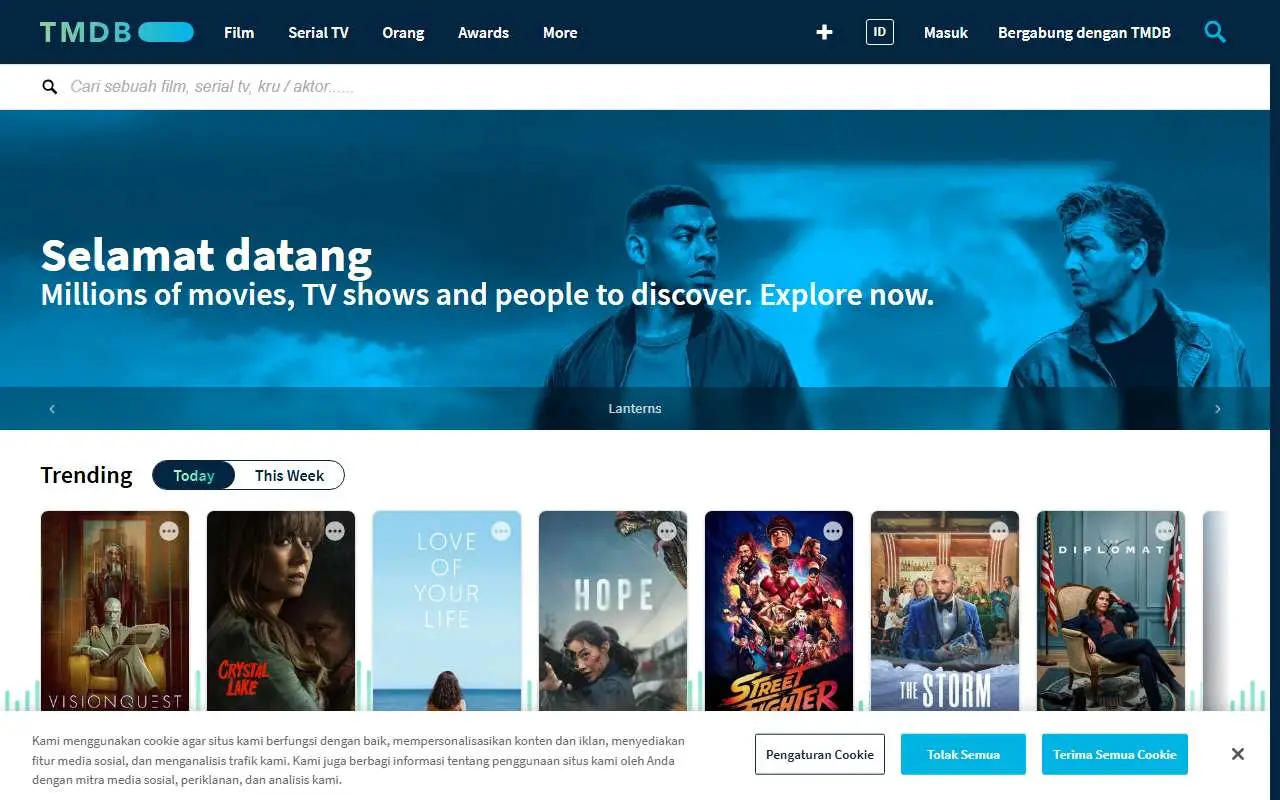 Tampilan website resmi TMDB (themoviedb.org)