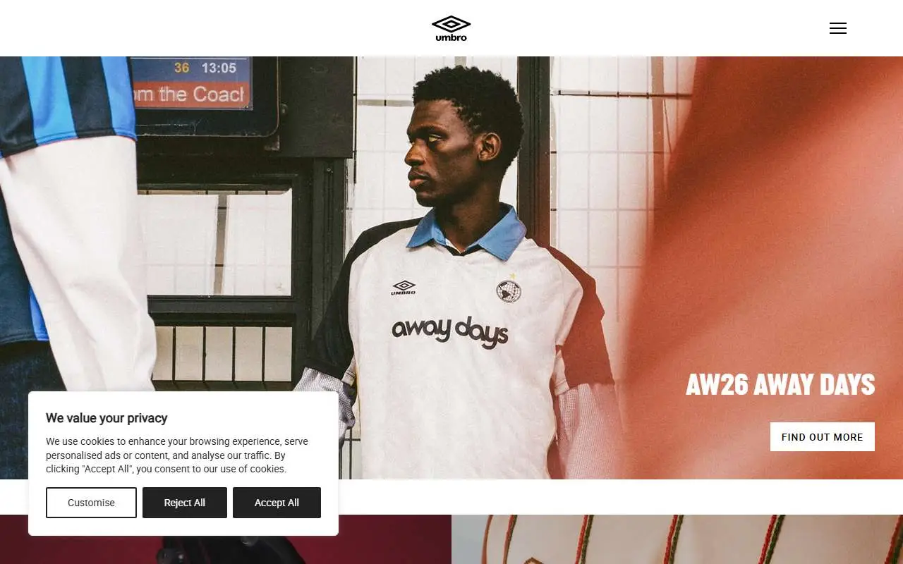 Tampilan website resmi Umbro (umbro.com)