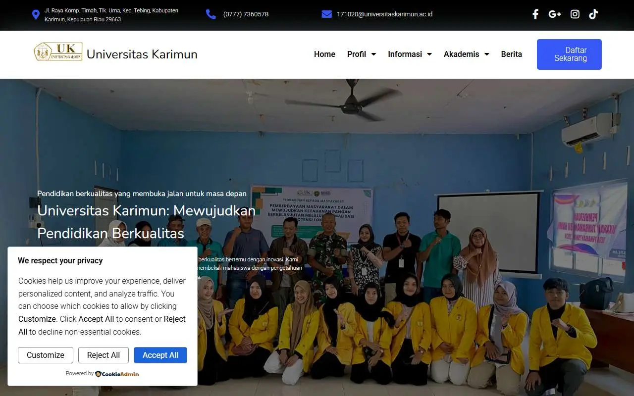 Tampilan website resmi Universitas Karimun (universitaskarimun.ac.id)