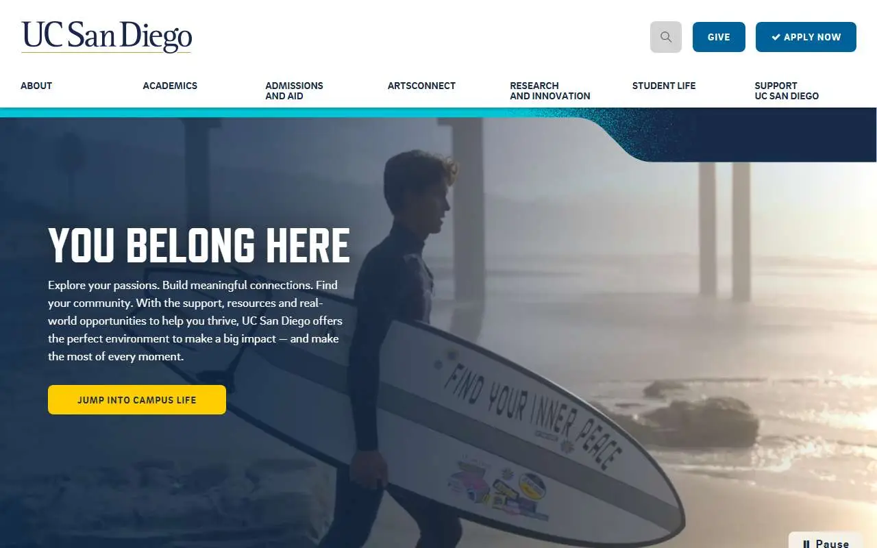 Tampilan website resmi Universitas California, San Diego (ucsd.edu)