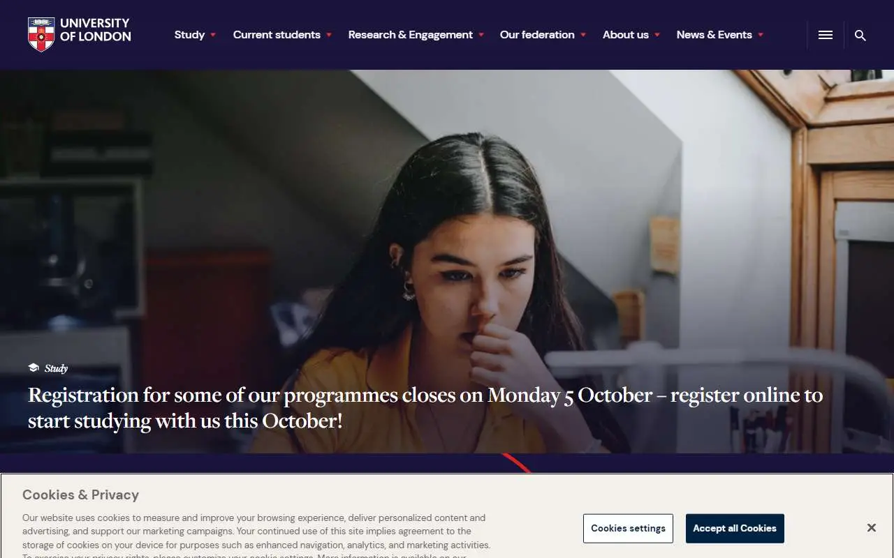 Tampilan website resmi Universitas London (london.ac.uk)