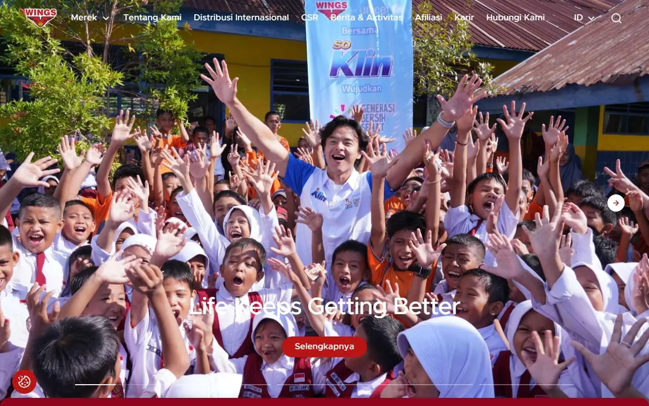 Tampilan website resmi Wings Group (wingscorp.com)