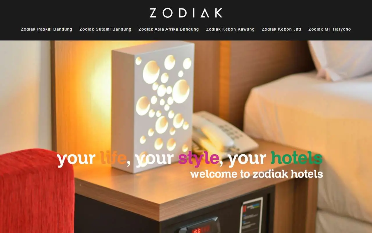 Tampilan website resmi Zodiak Hotels (zodiak-hotel.com)